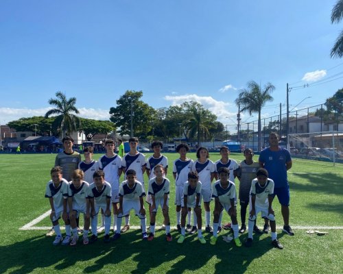 AEST é campeã regional da A Gazetinha com a equipe Sub-13 e conquista vice com o Sub-15